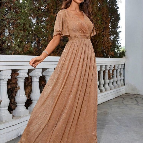 Butterfly sleeve sequin formal dress - Picture 4 of 5